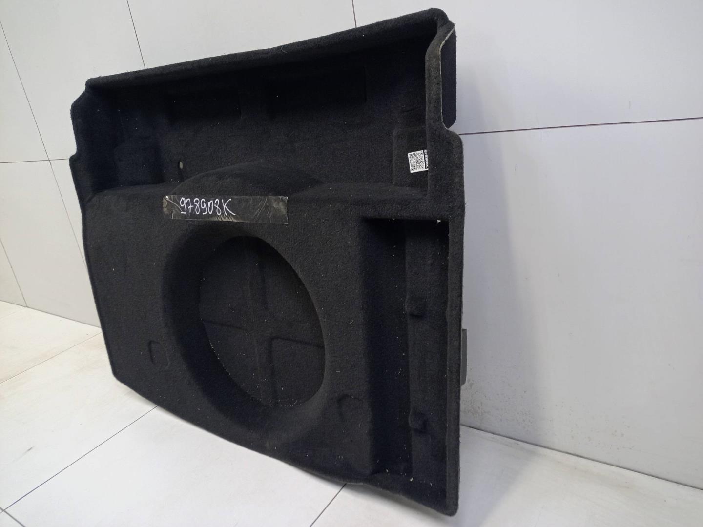 Пол багажника