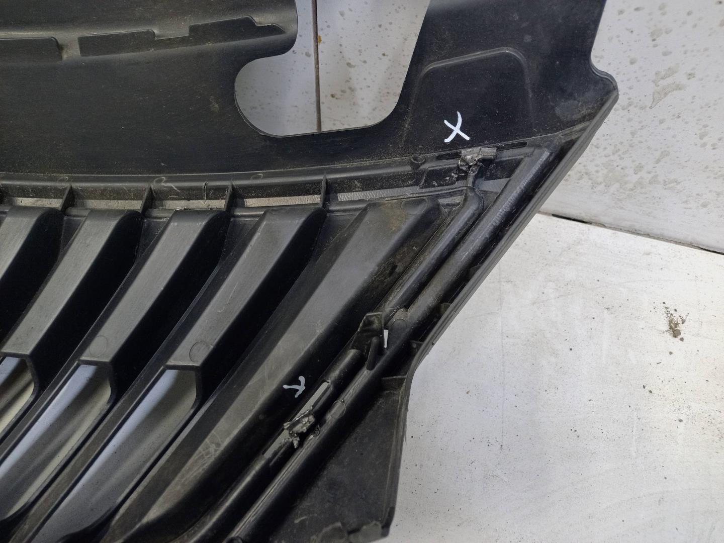 Решетка радиатора