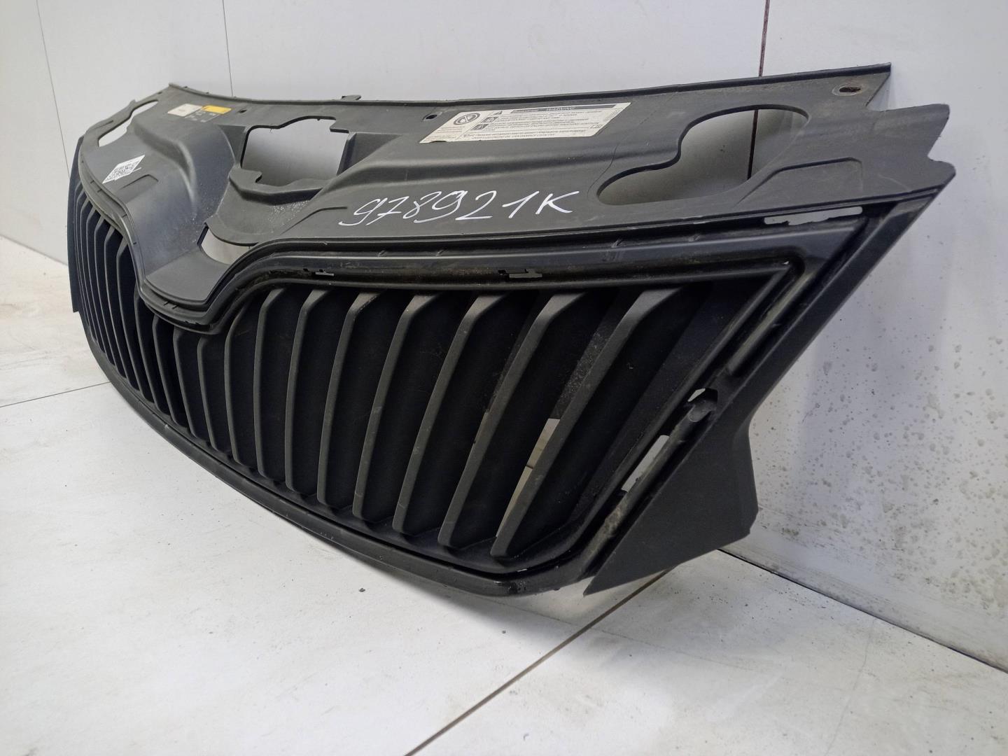 Решетка радиатора