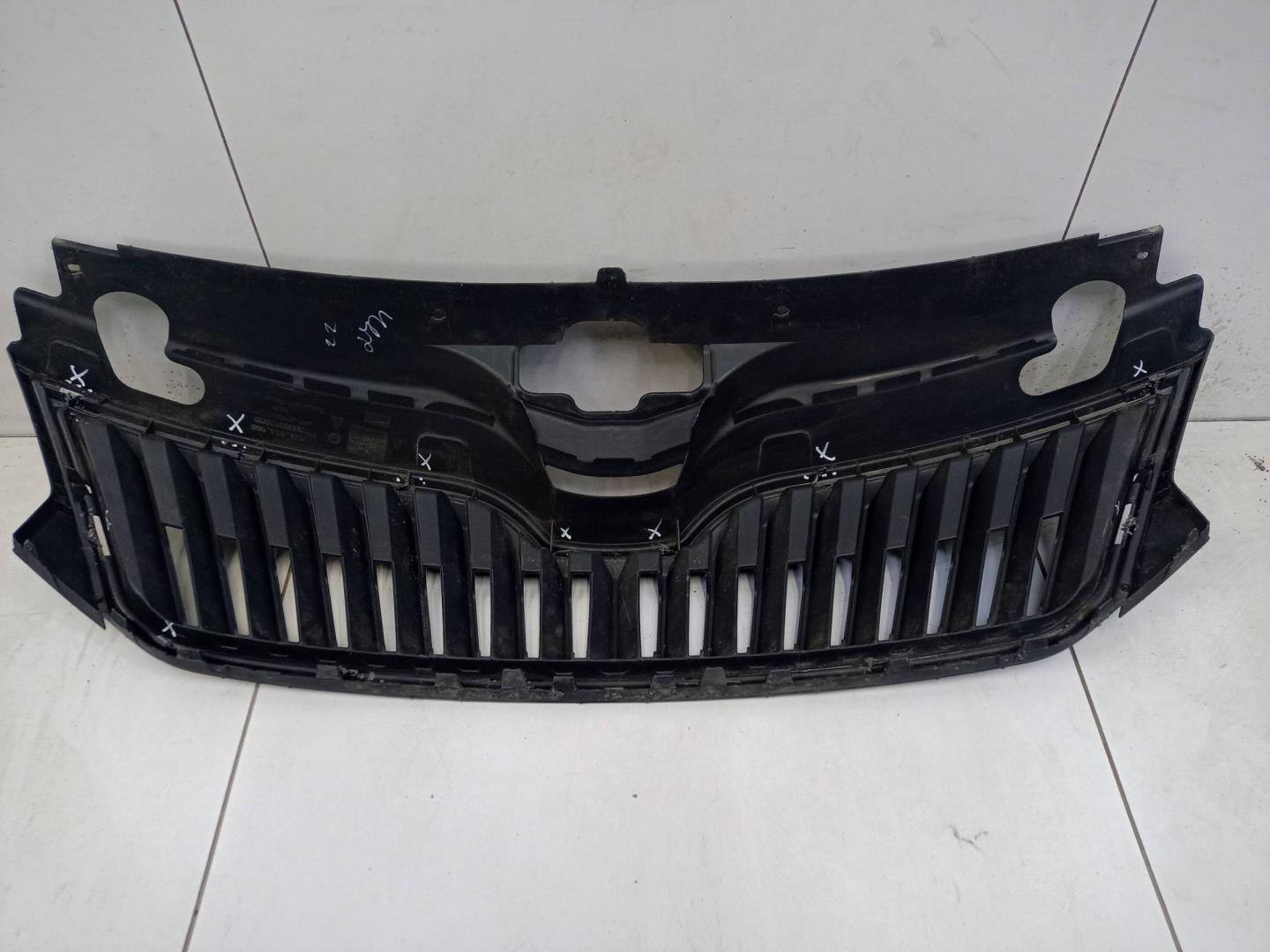 Решетка радиатора