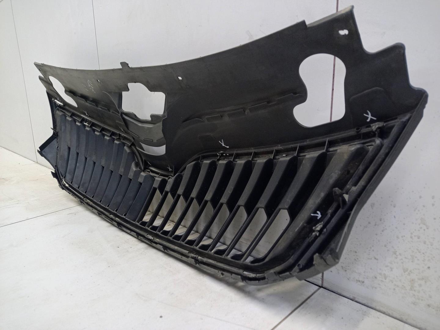 Решетка радиатора