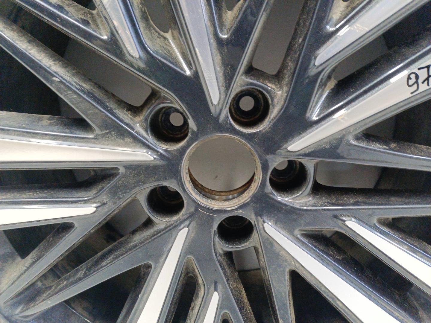 Диск колесный литой легкий сплав