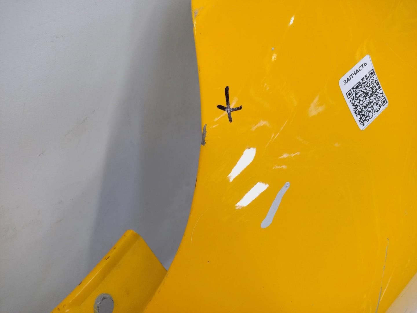 Крыло переднее левое