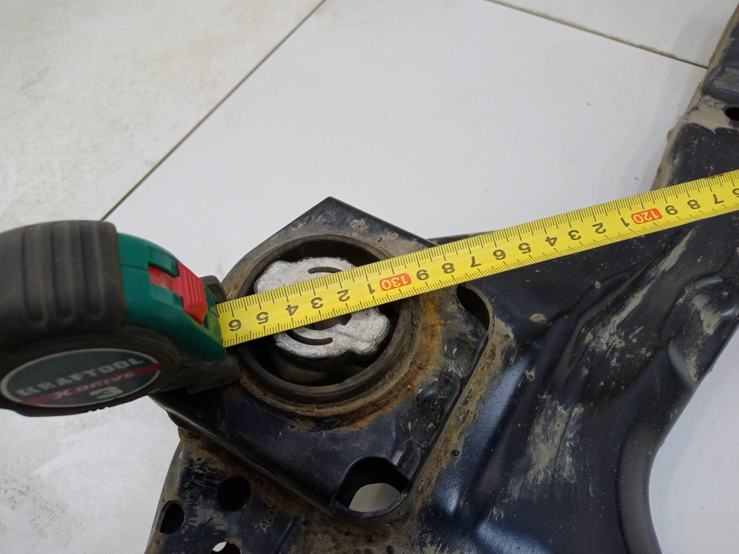 Балка подмоторная