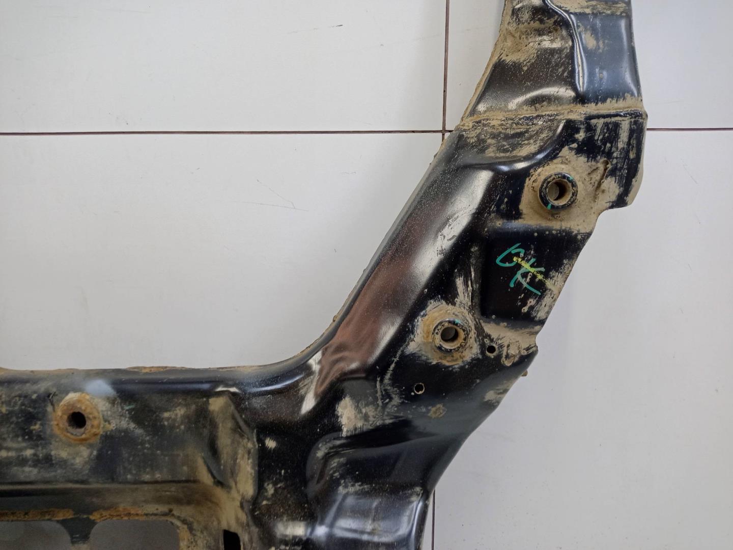 Балка подмоторная