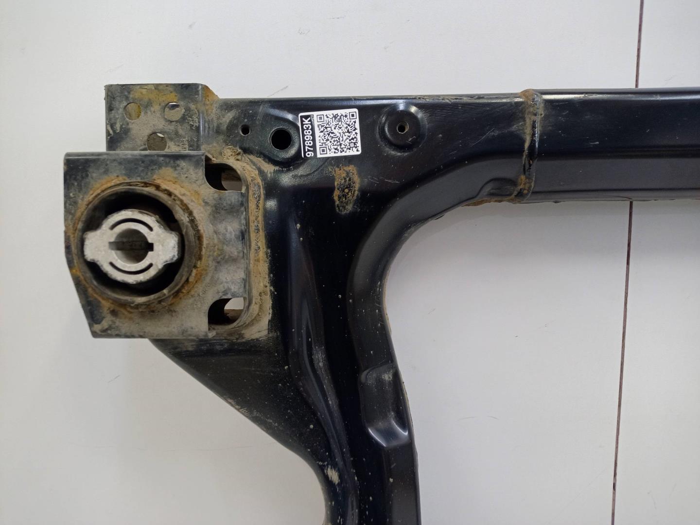 Балка подмоторная