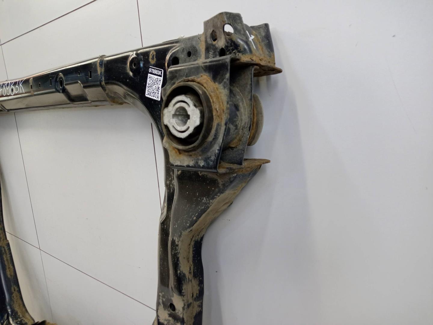 Балка подмоторная