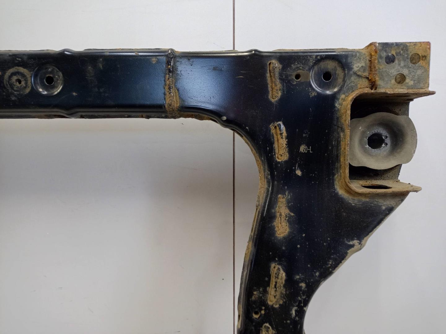 Балка подмоторная