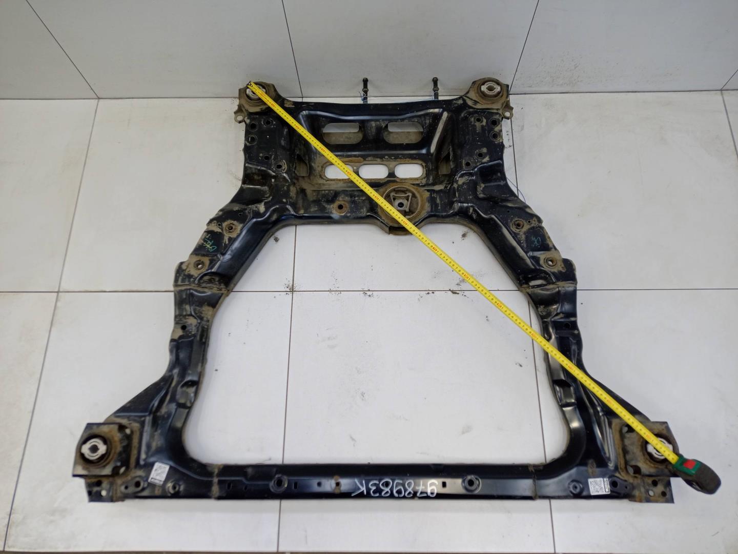 Балка подмоторная