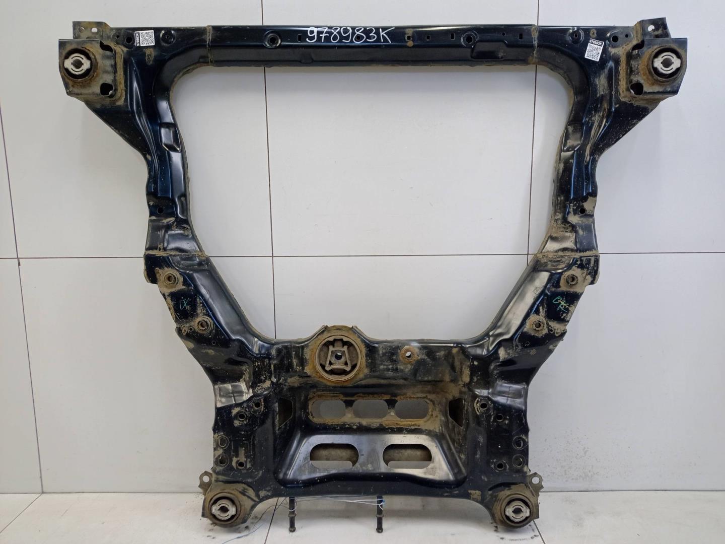 Балка подмоторная