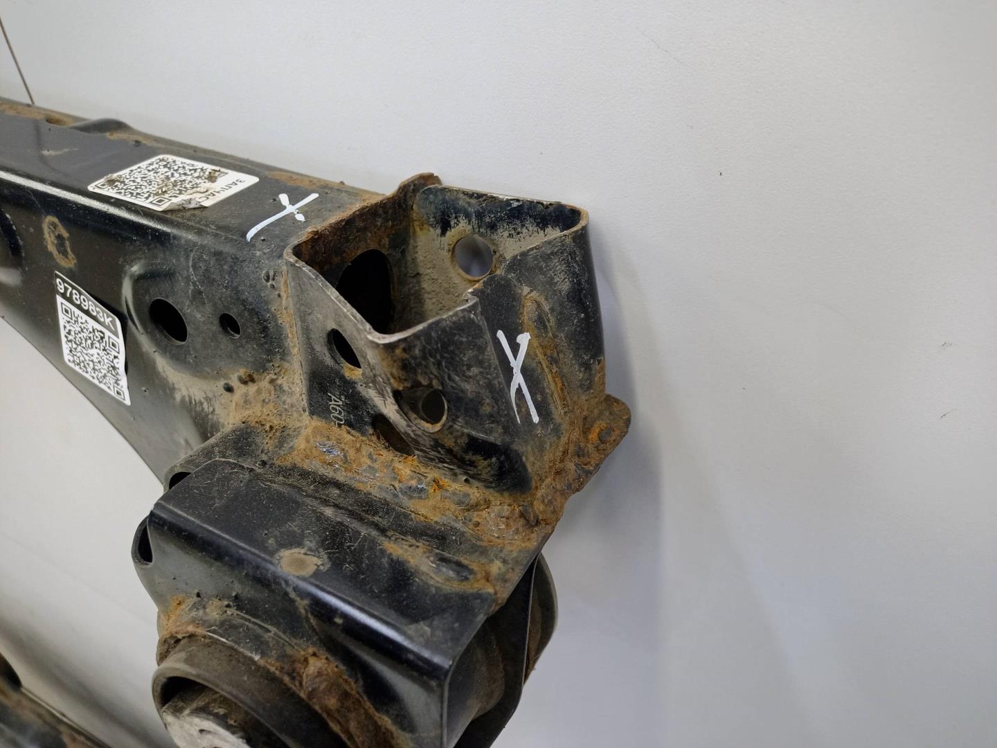 Балка подмоторная