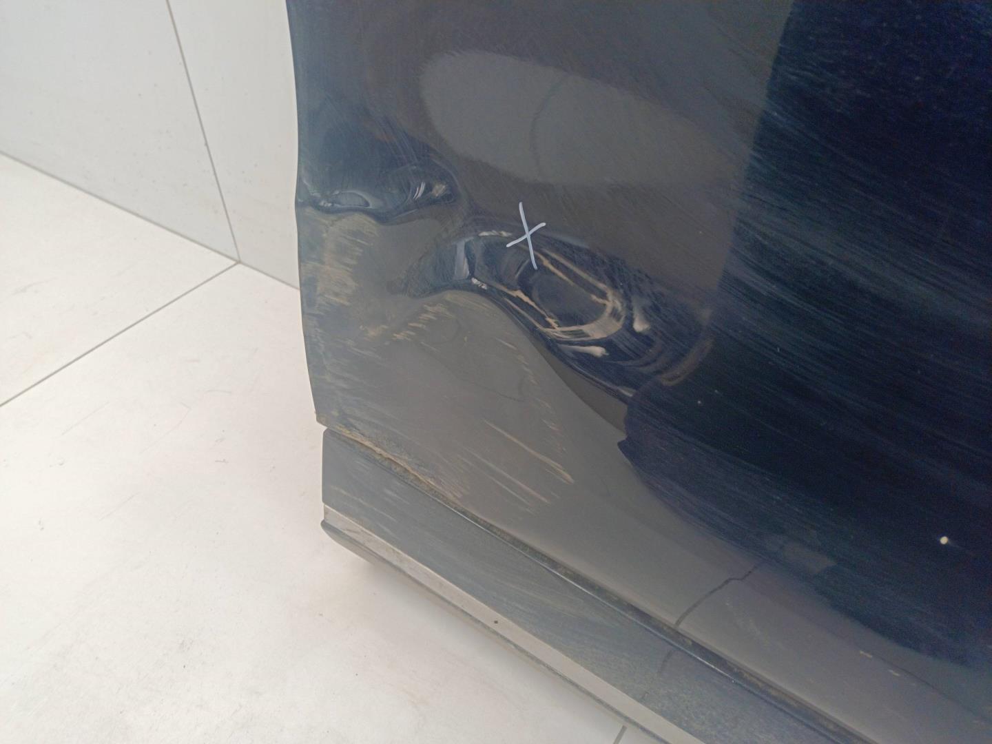 Дверь передняя правая