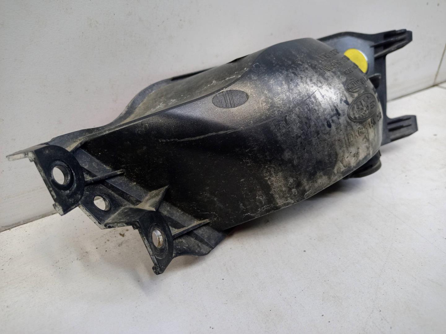 Фонарь задний в бампер левый