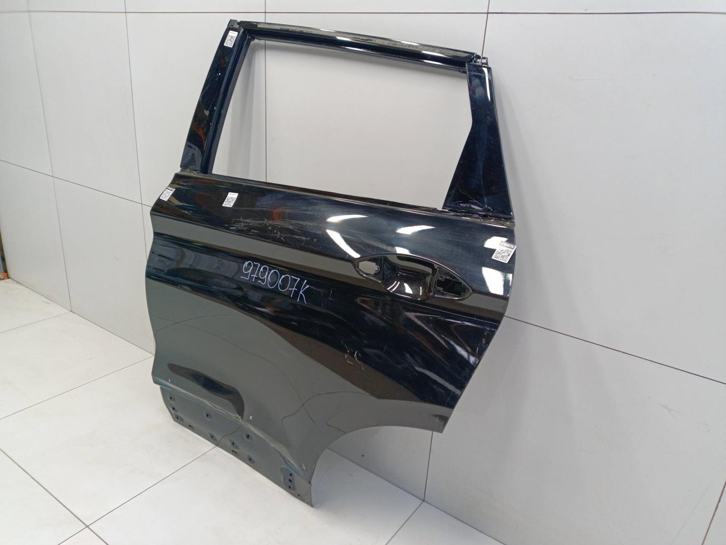 Дверь задняя левая