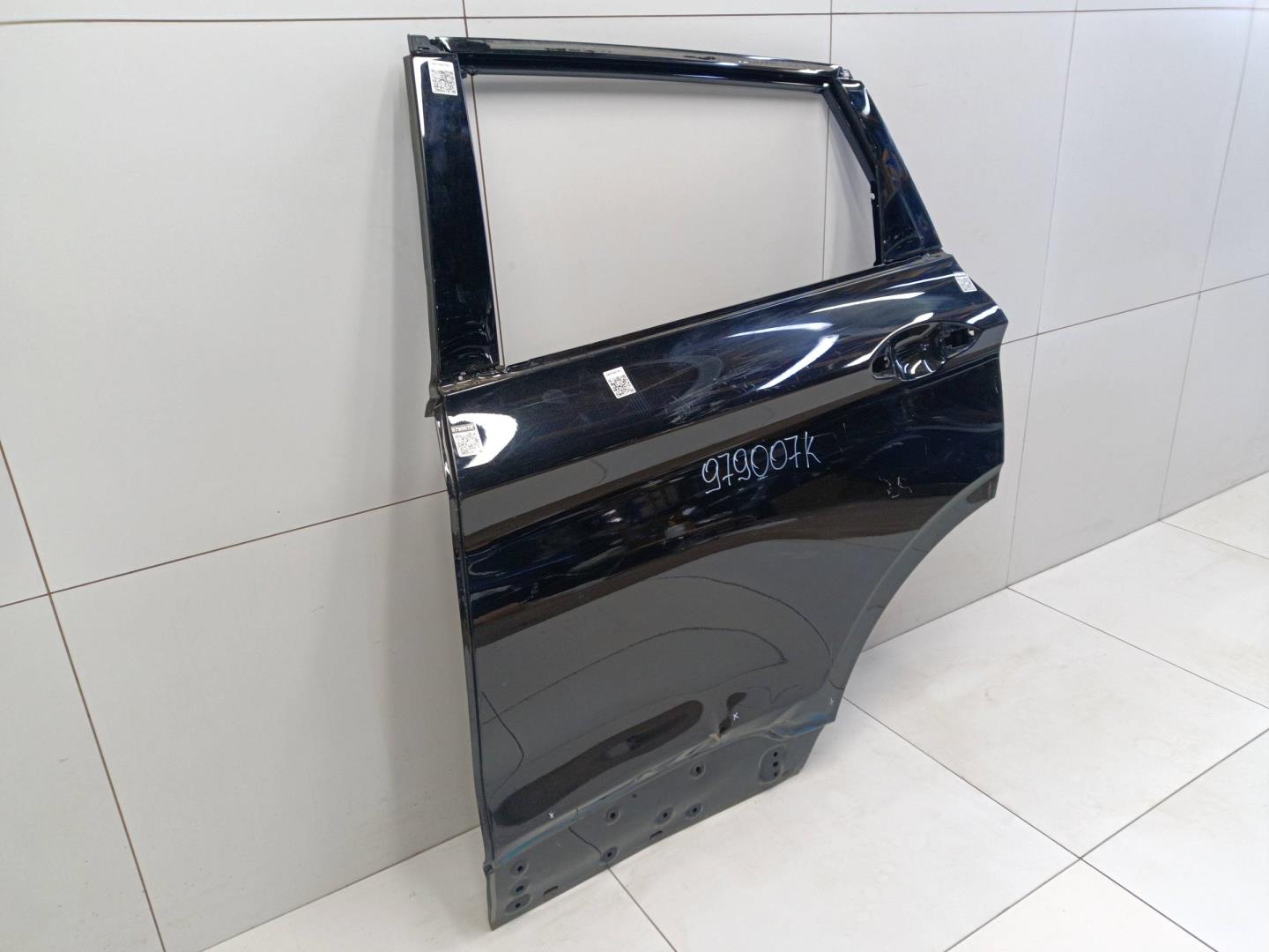 Дверь задняя левая