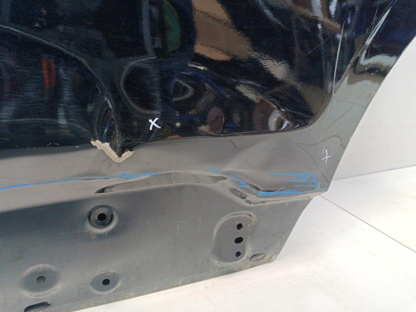 Дверь задняя левая