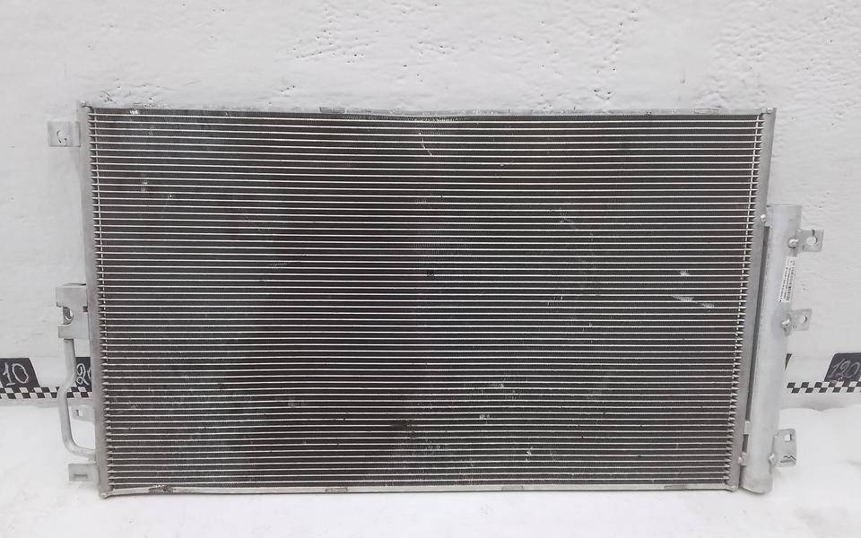 Радиатор кондиционера / конденсер