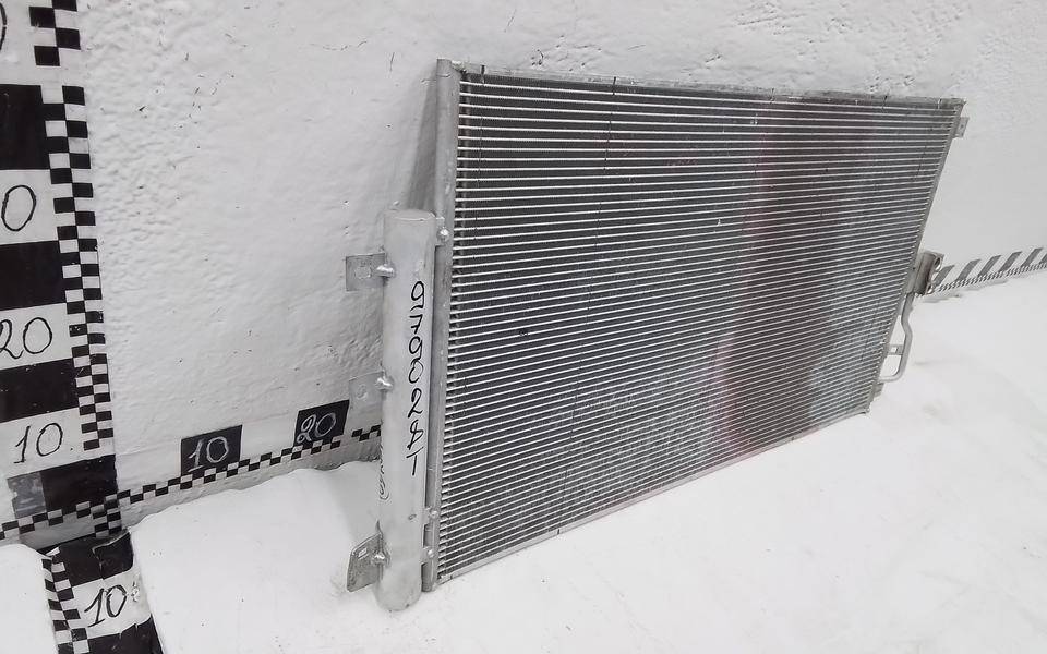 Радиатор кондиционера / конденсер