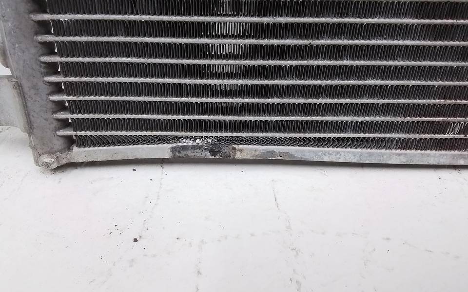 Радиатор кондиционера / конденсер