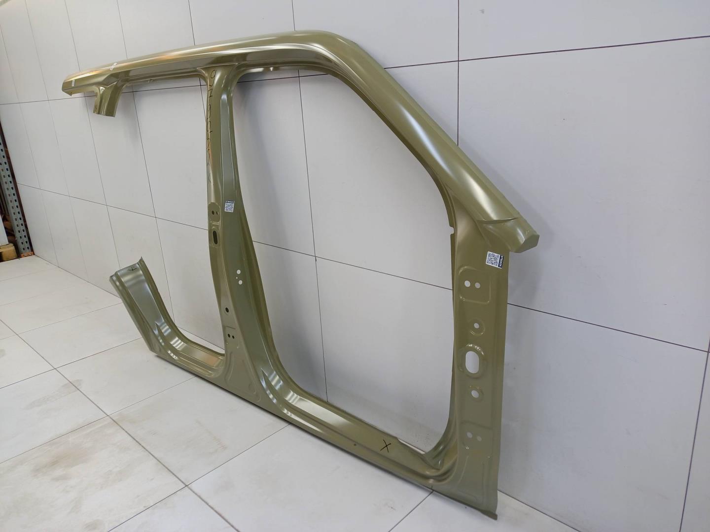 Кузовной элемент