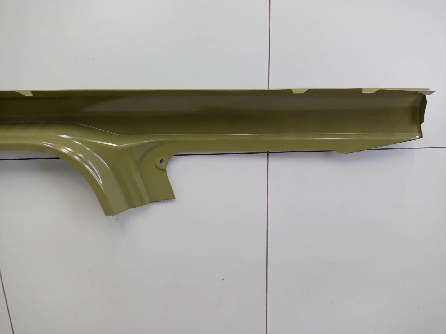 Кузовной элемент