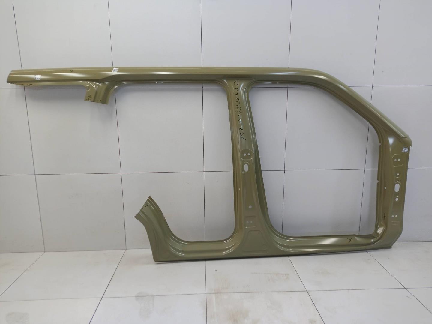 Кузовной элемент