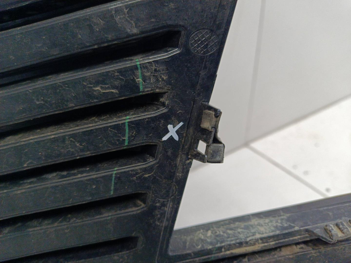 Решетка радиатора