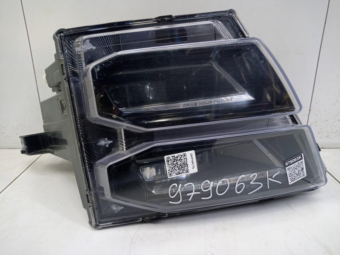 Фара правая