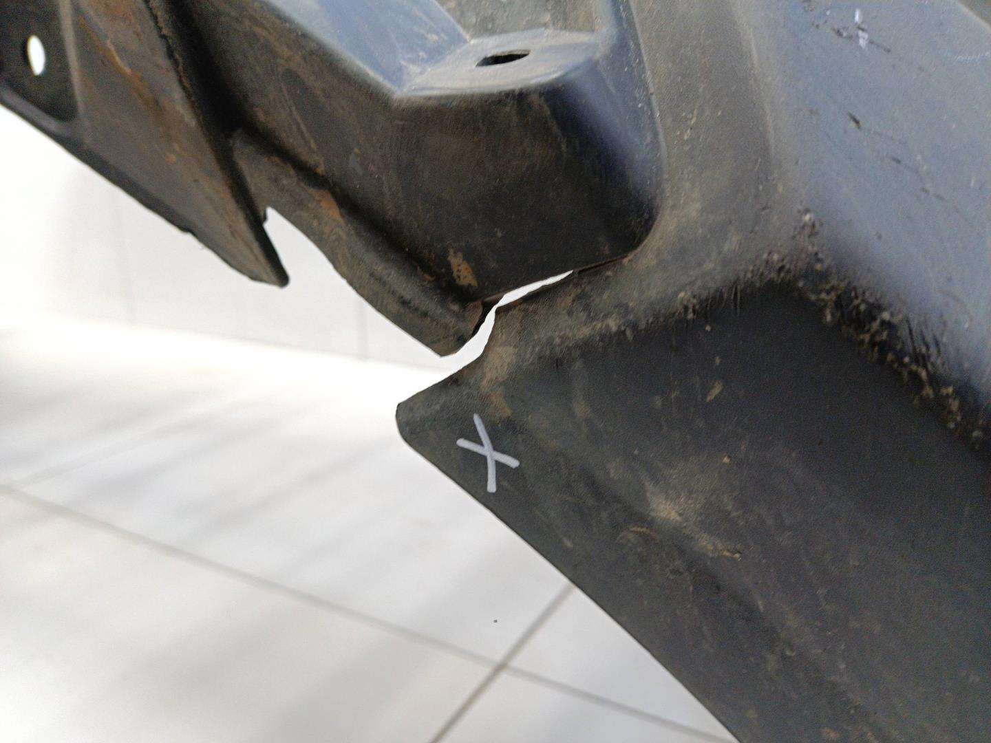 Бампер передний