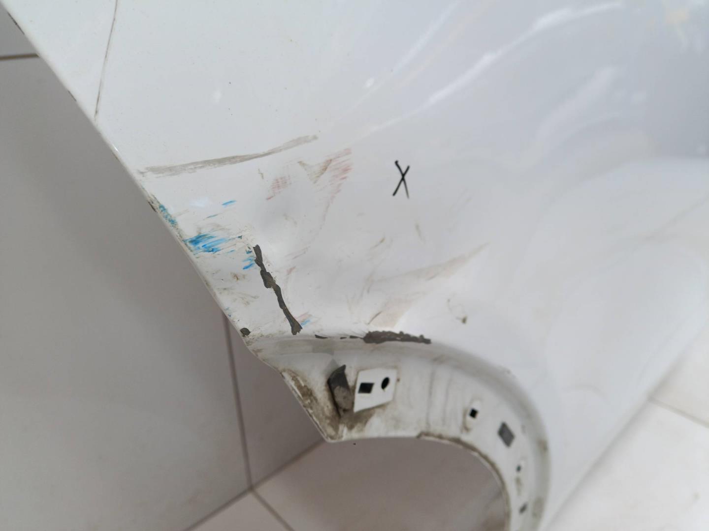 Дверь задняя правая