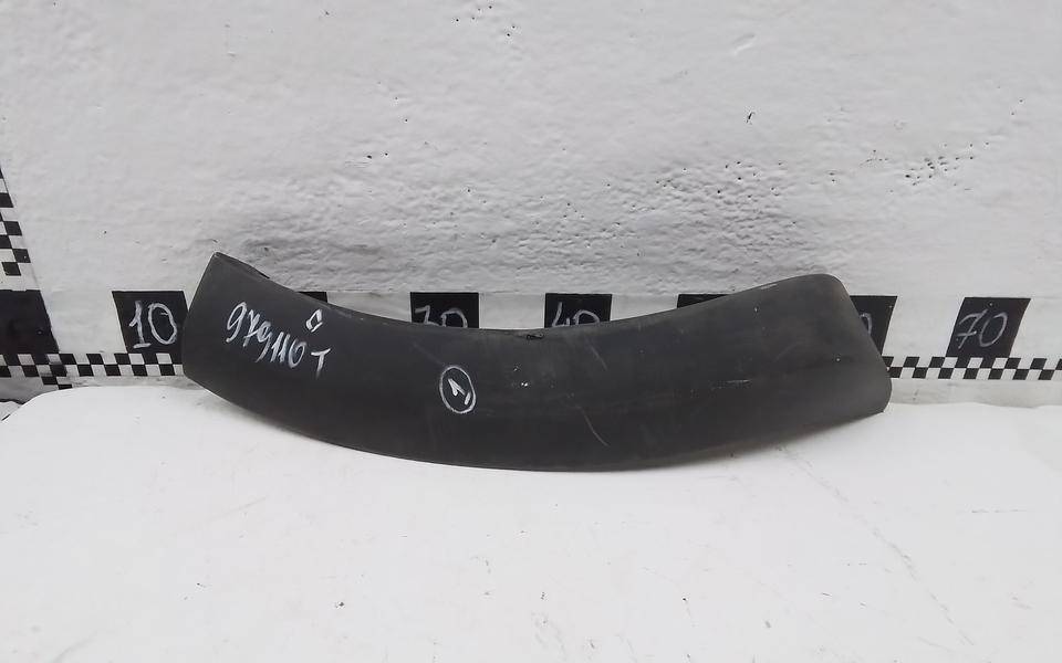 Накладка заднего бампера правая