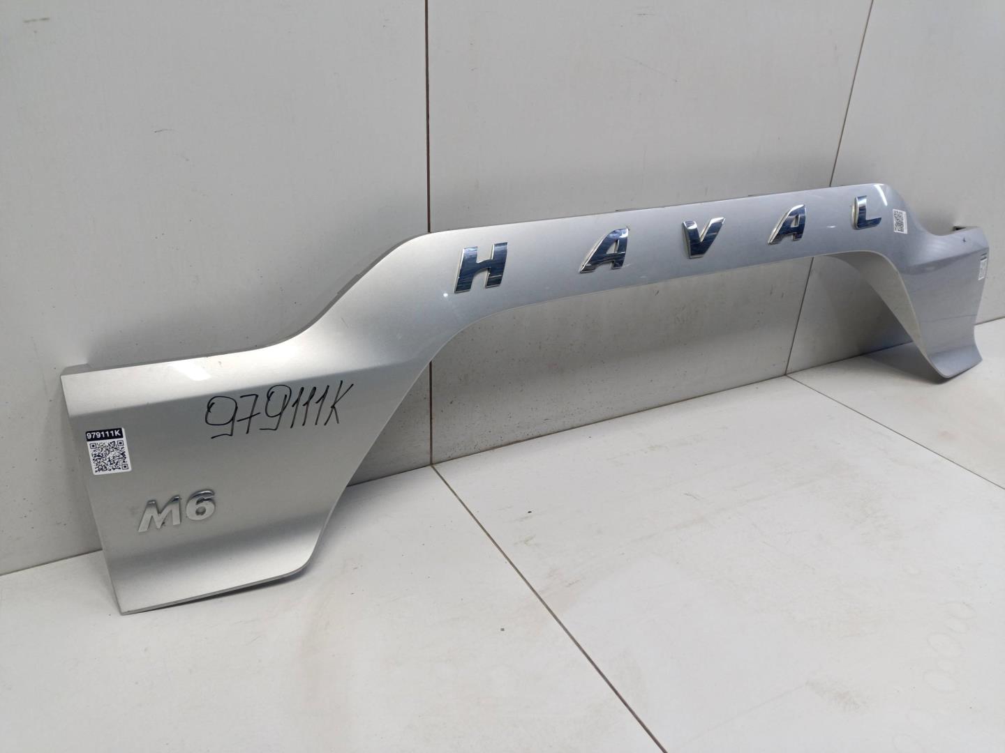 Накладка крышки багажника