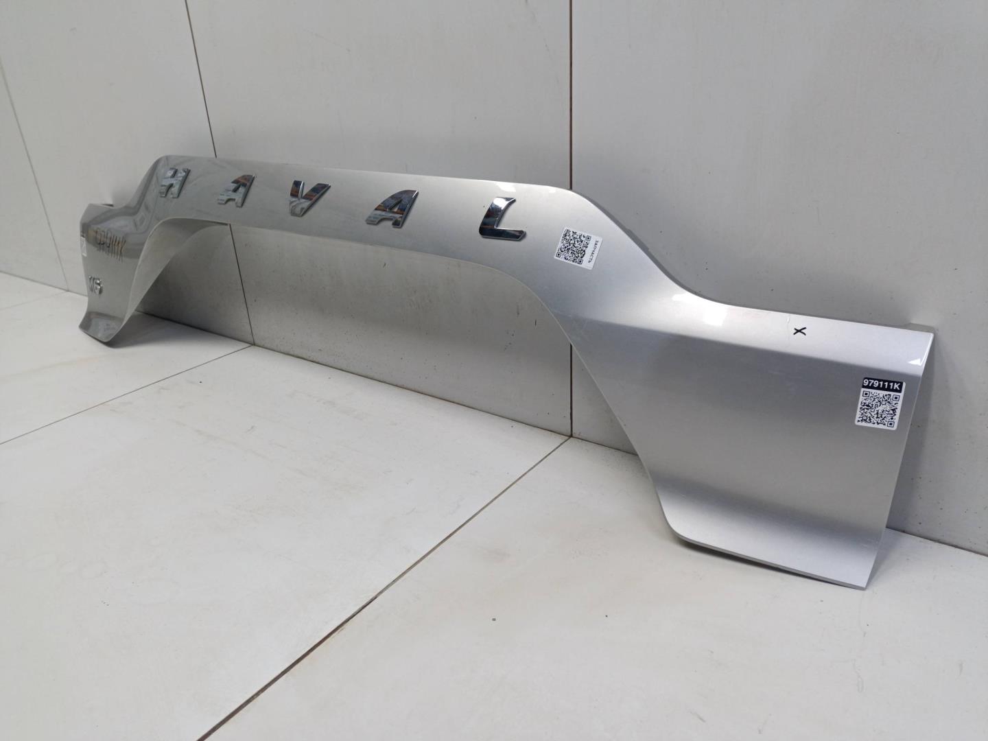 Накладка крышки багажника