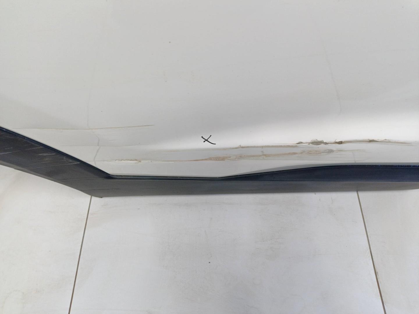 Дверь задняя правая