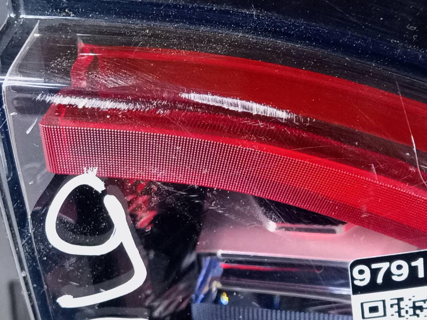 Фонарь задний наружный правый