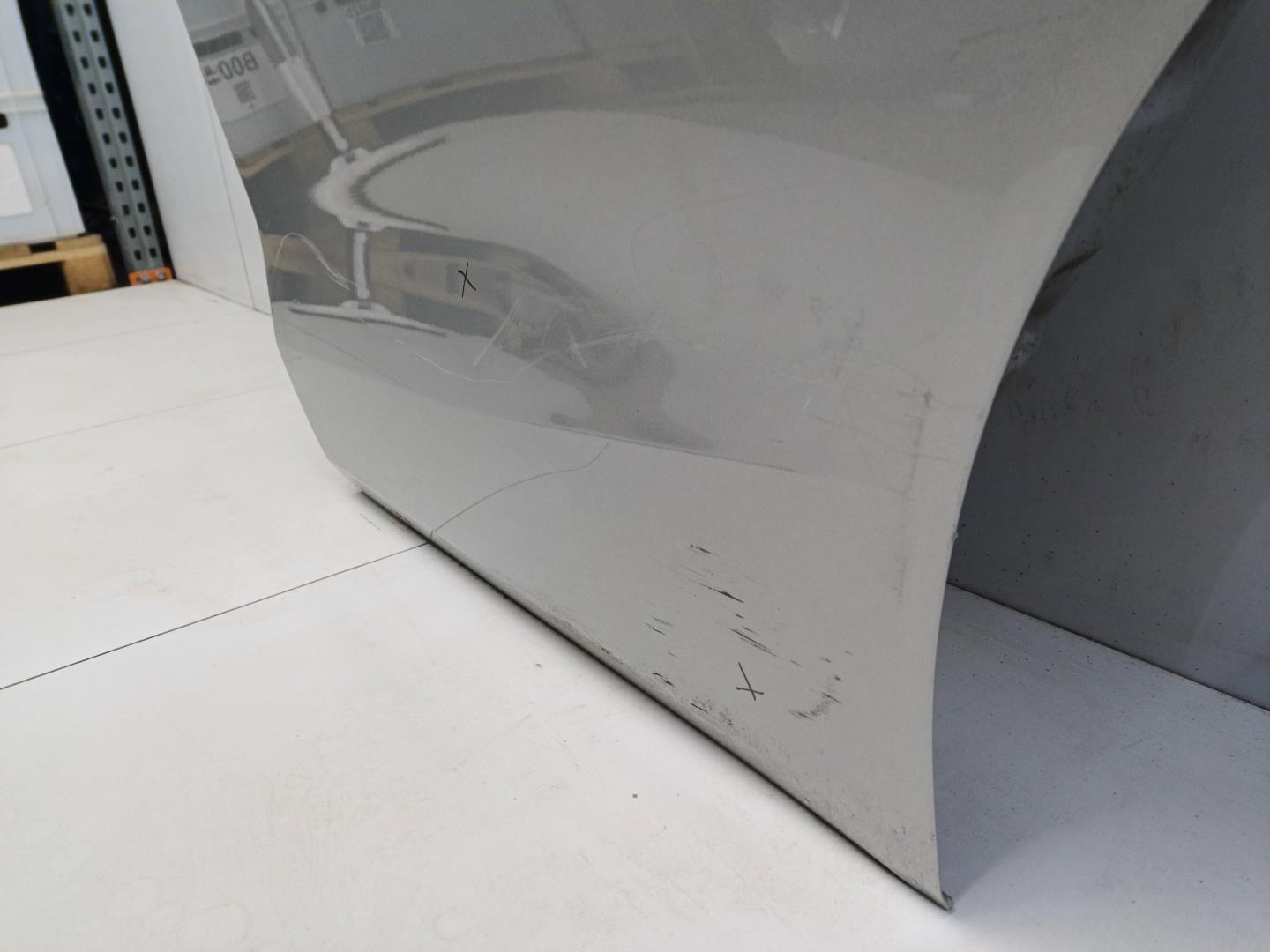 Дверь задняя левая