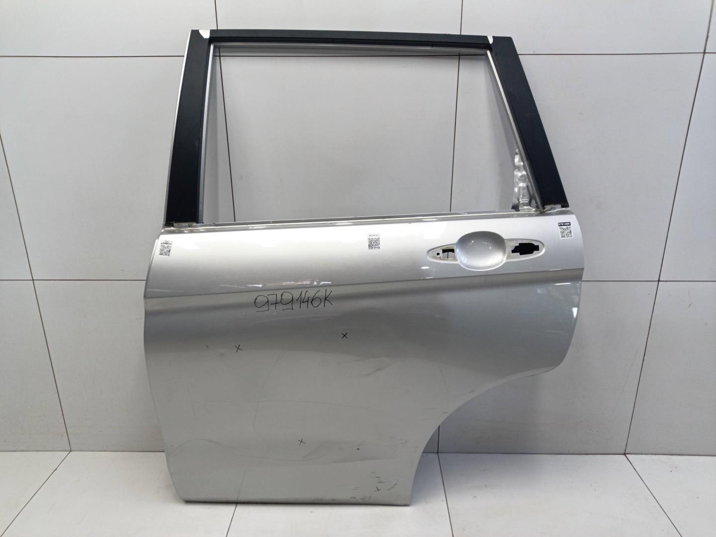 Дверь задняя левая