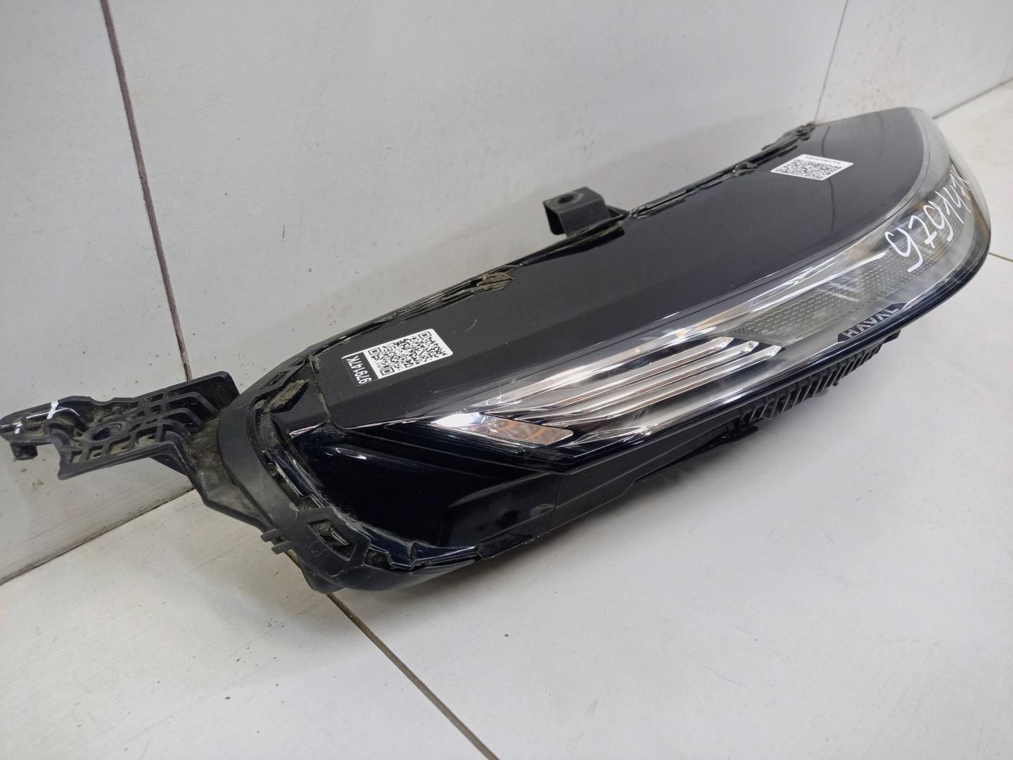 Фара дневного света правая (ходовые огни)