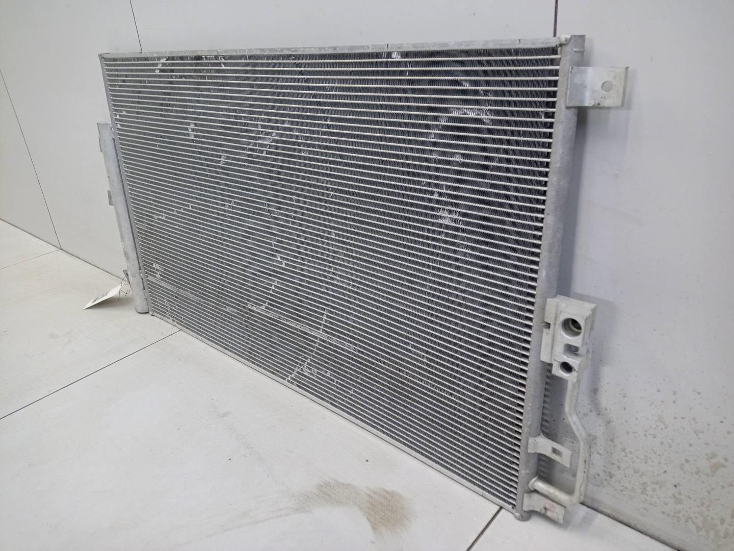 Радиатор кондиционера / конденсер
