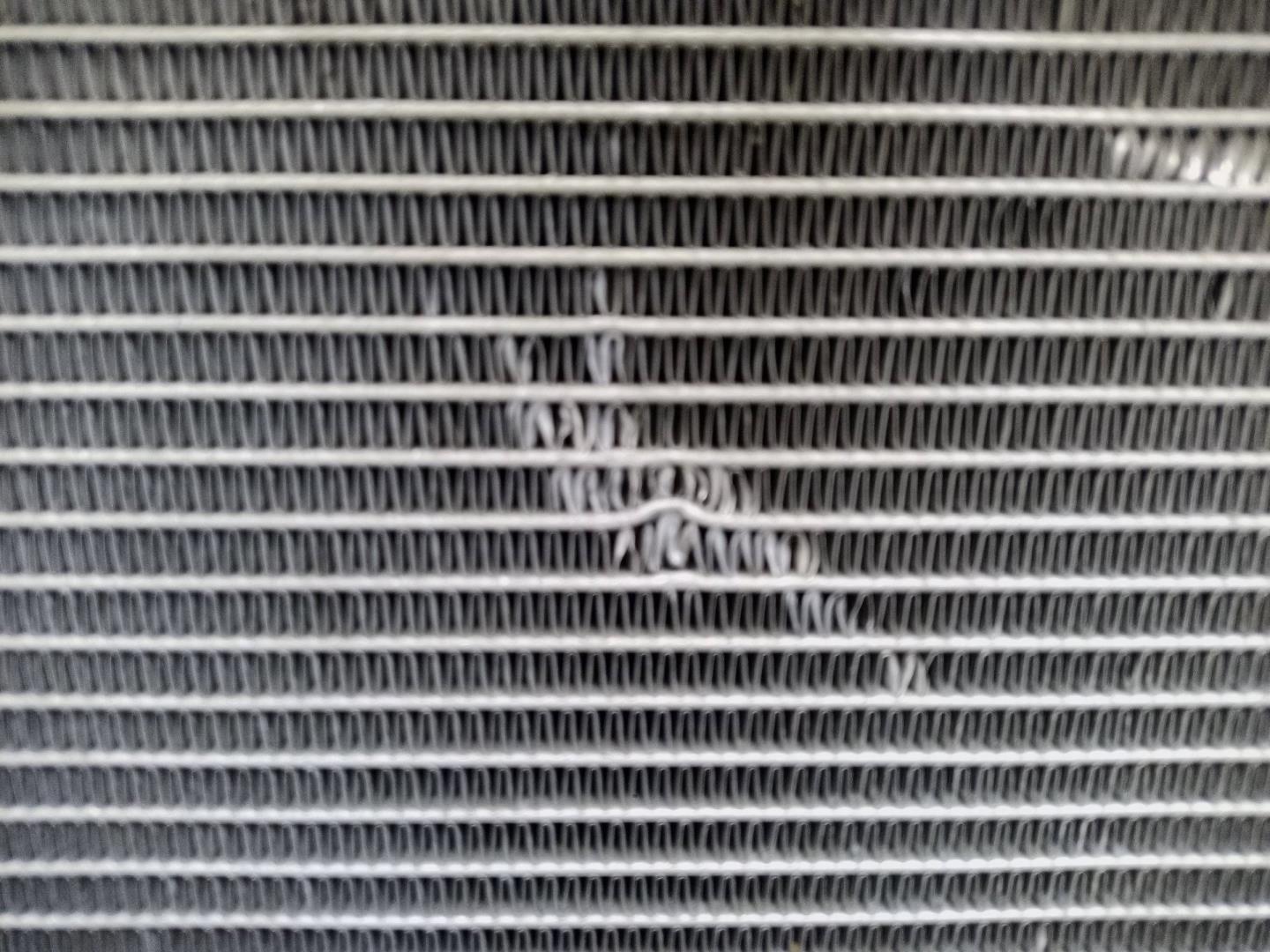 Радиатор кондиционера / конденсер