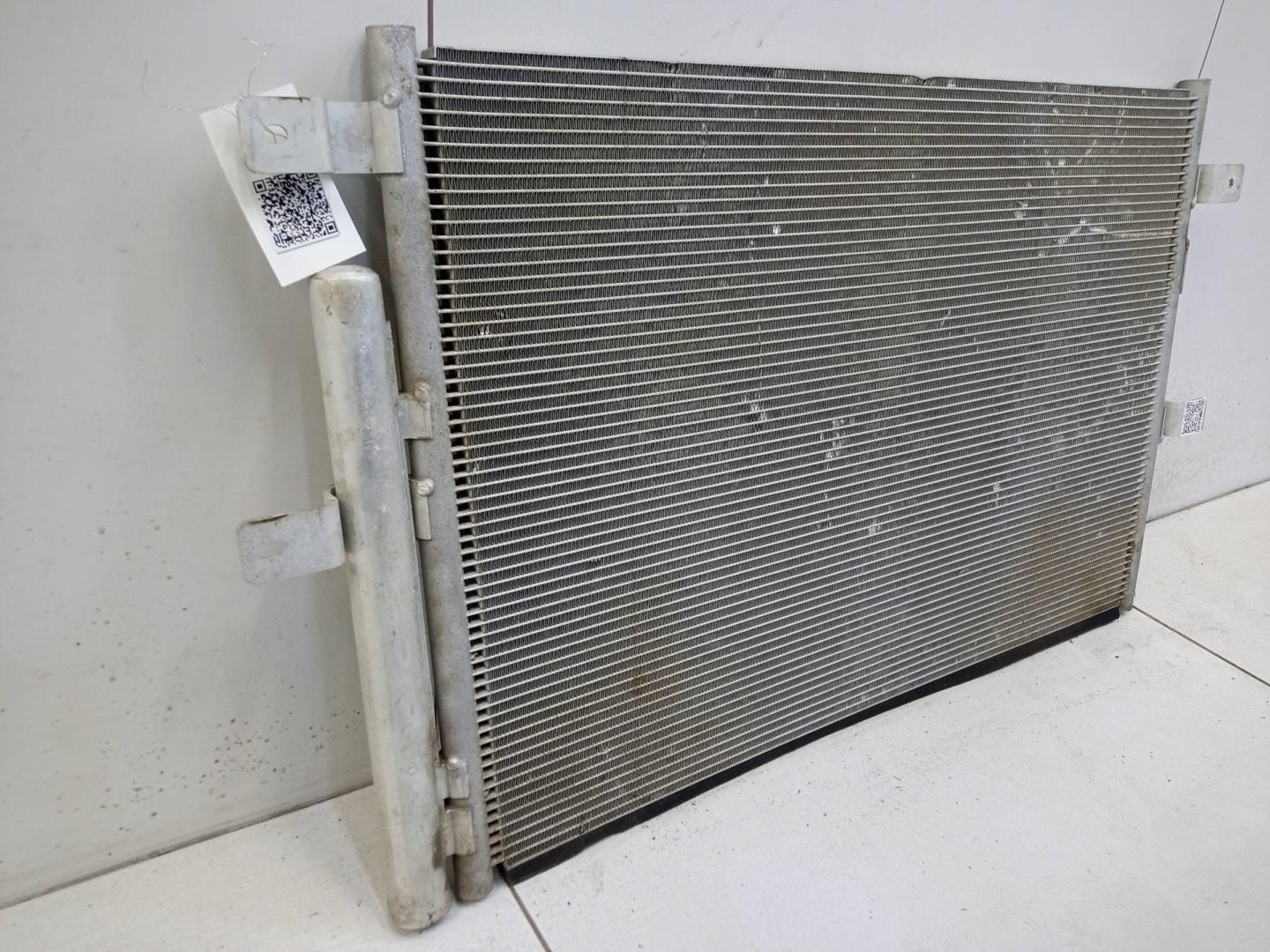 Радиатор кондиционера / конденсер