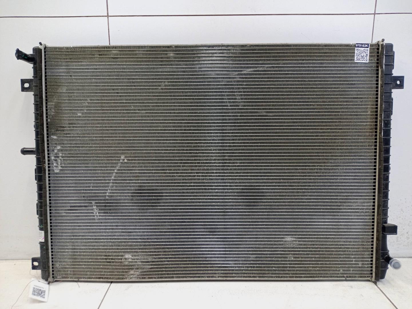 Радиатор охлаждения двигателя дополнительный