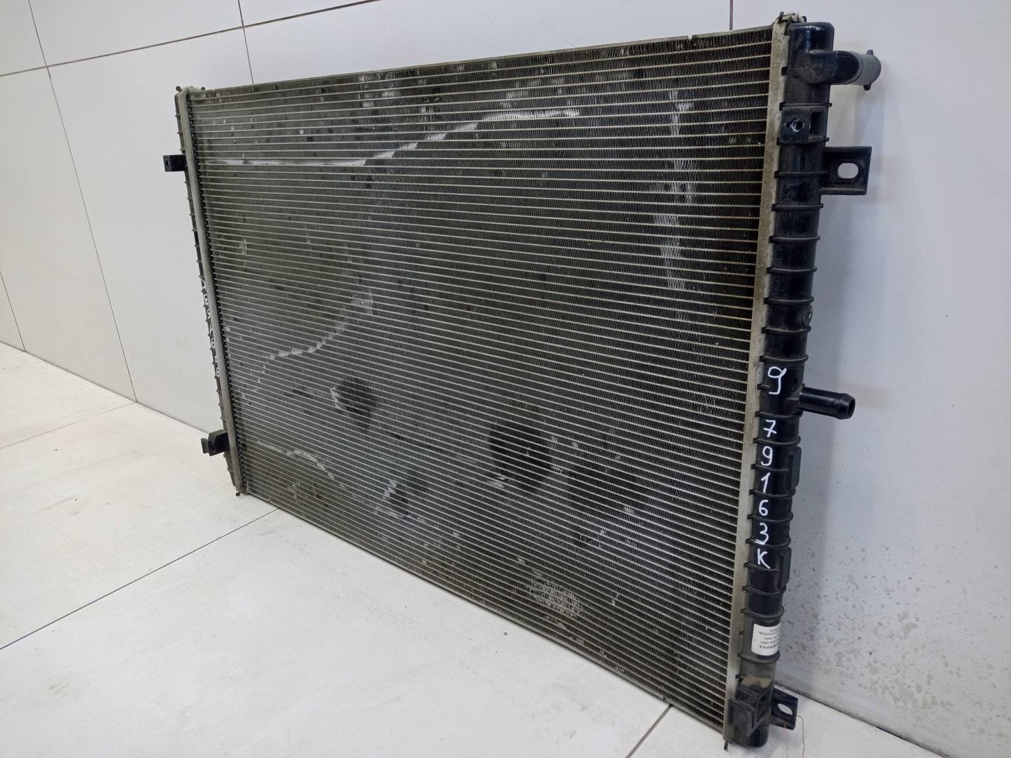 Радиатор охлаждения двигателя дополнительный