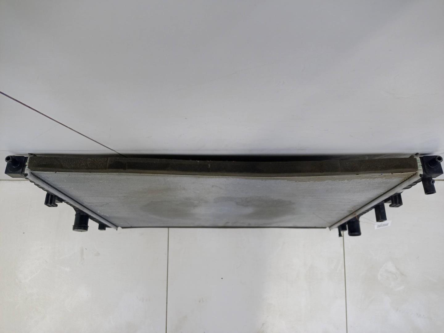 Радиатор охлаждения двигателя основной