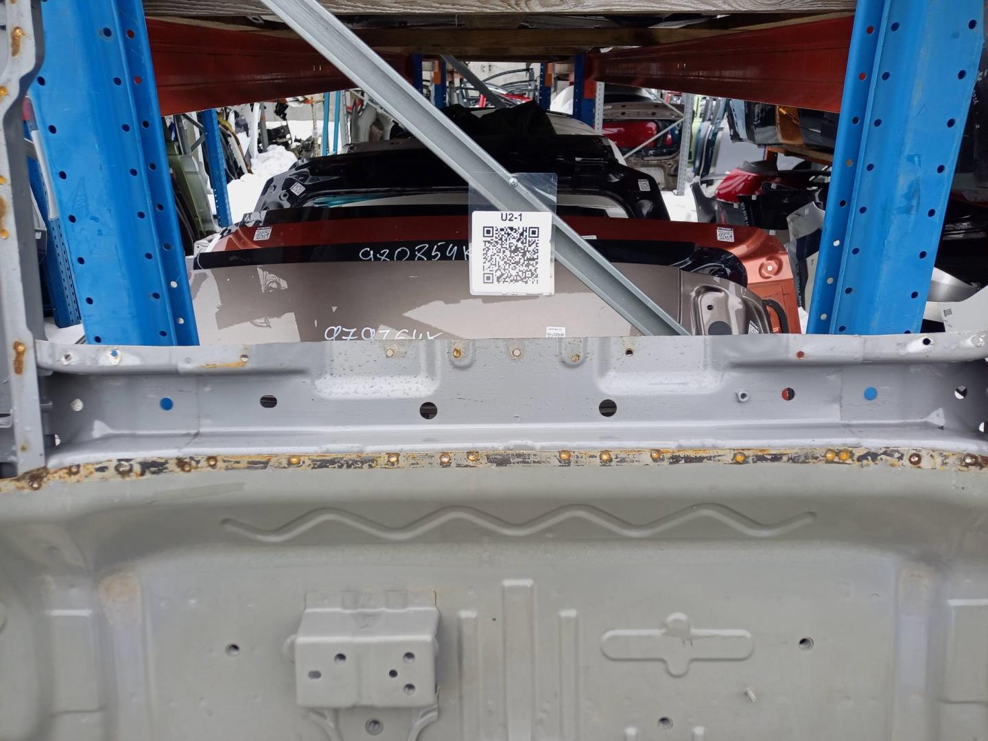 Пол багажника