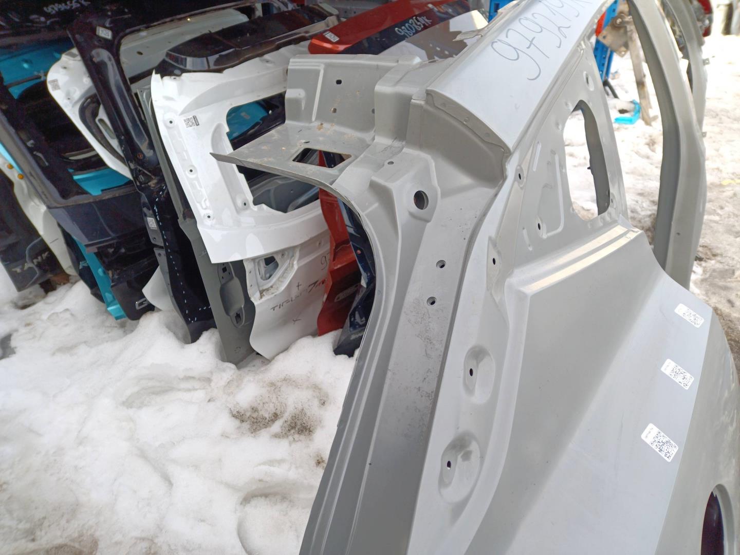 Кузовной элемент