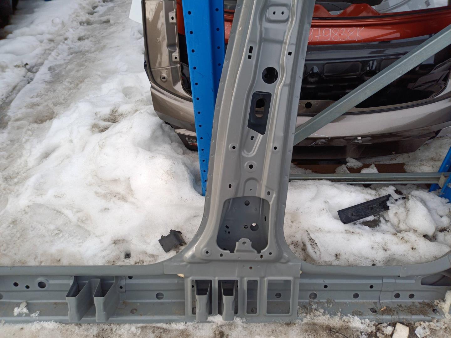 Кузовной элемент