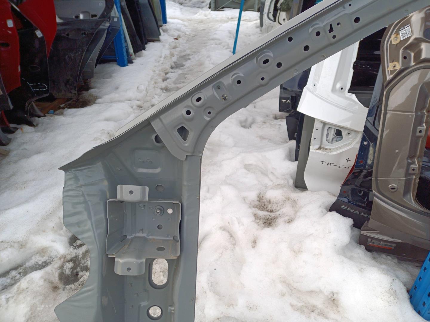 Кузовной элемент