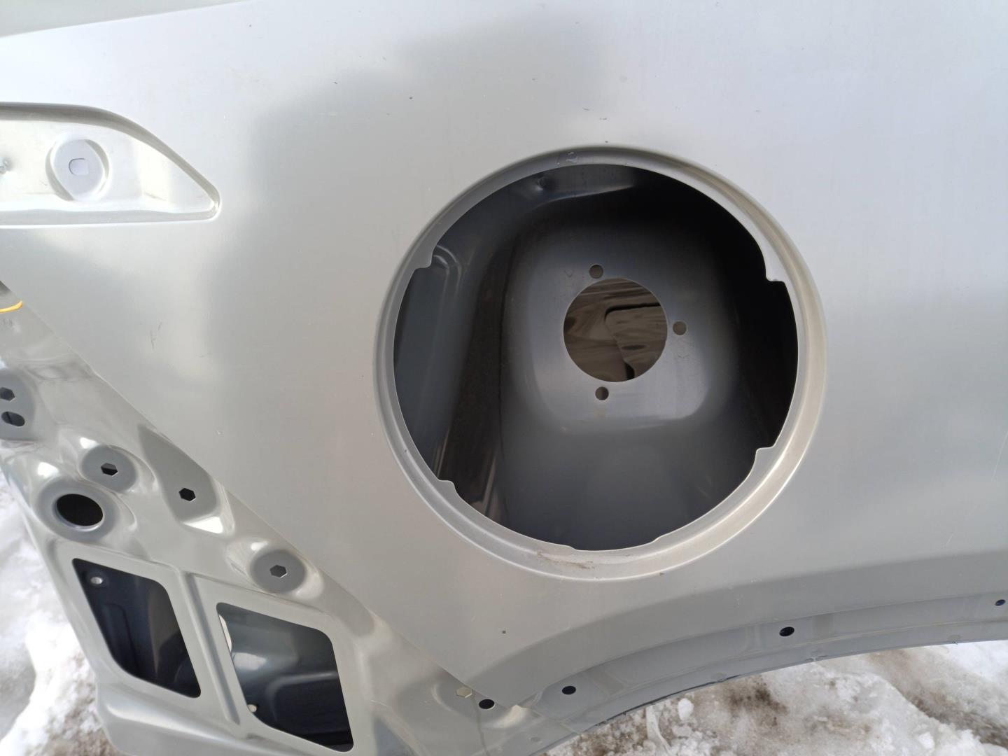 Кузовной элемент