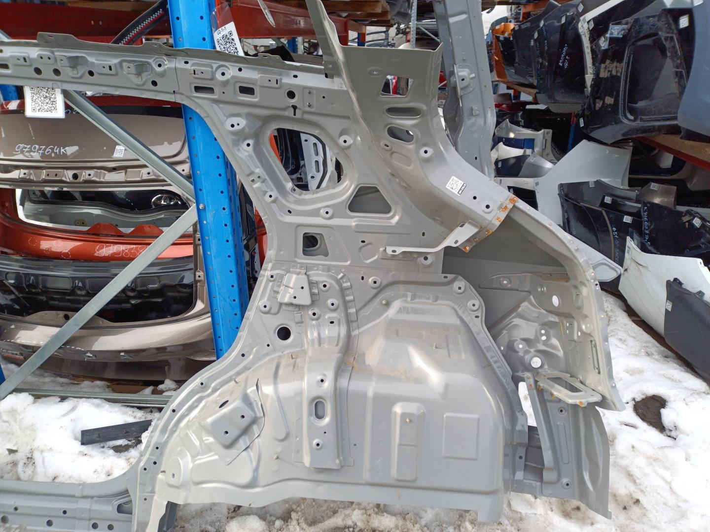 Кузовной элемент